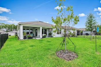 10947 Town View Dr, Jacksonville, FL 32256