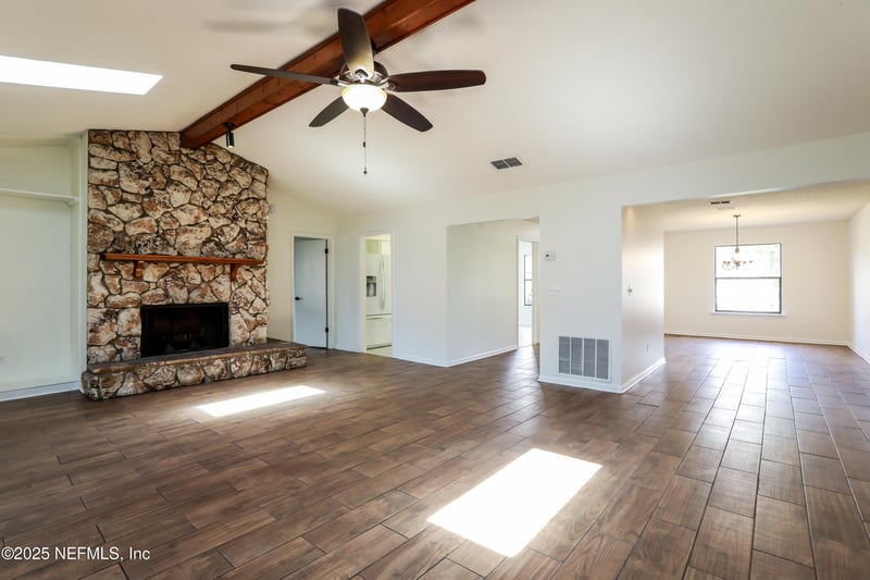 5228 Gathering Oaks Ct, Jacksonville, FL 32258