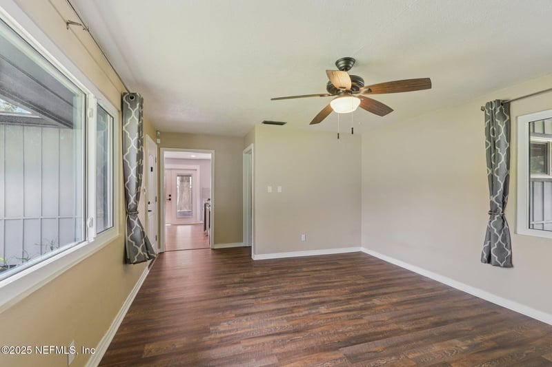 246 News St, Jacksonville, FL 32211