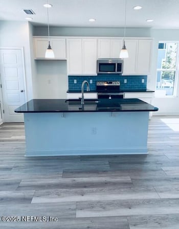 2921 Fleur Ln, Jacksonville, FL 32210