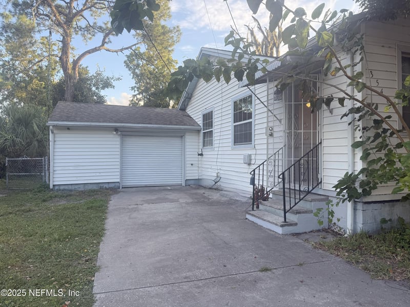 3546 Oleander St, Jacksonville, FL 32254