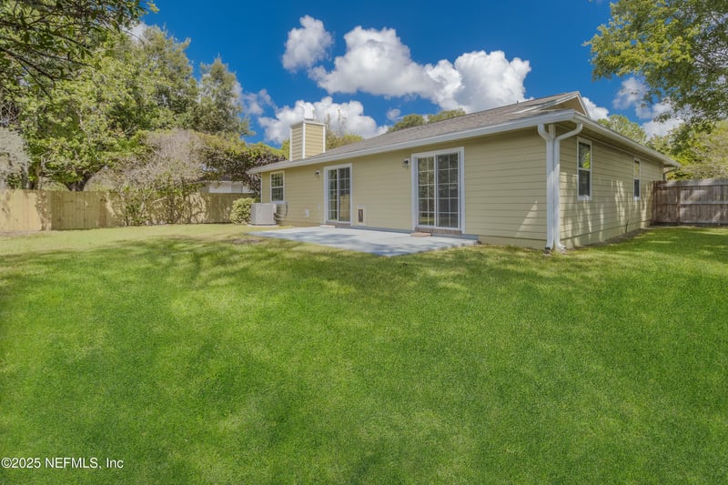 10876 Horse Track Dr, Jacksonville, FL 32257