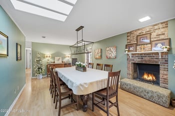 5396 Golf Course Dr, Jacksonville, FL 32277