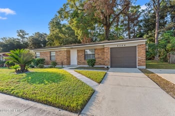 4266 Key Adam Dr, Jacksonville, FL 32218