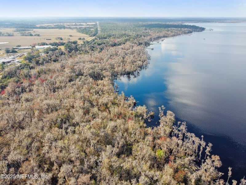 106 Union Ave, Crescent, FL 32112