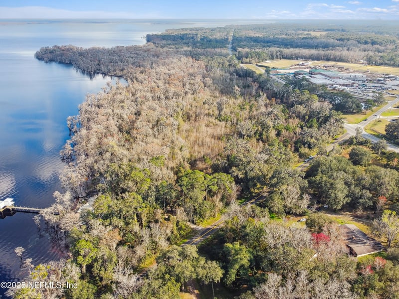 106 Union Ave, Crescent, FL 32112