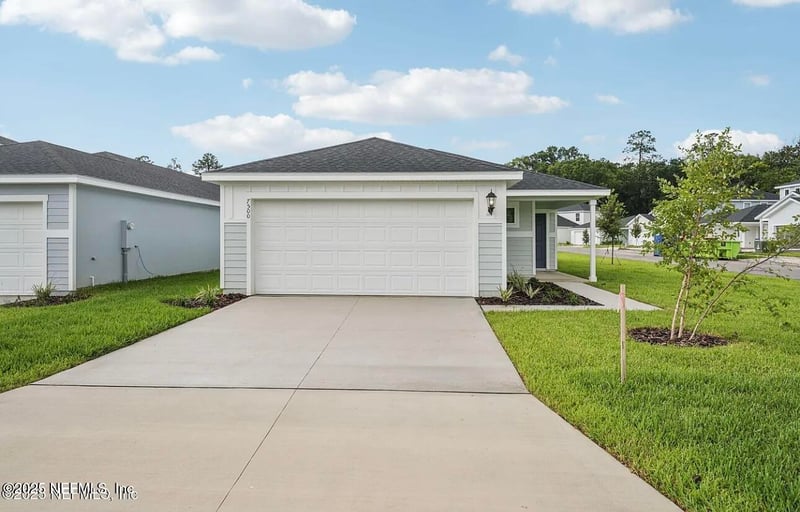 7500 Queensgate Cir, Jacksonville, FL 32219