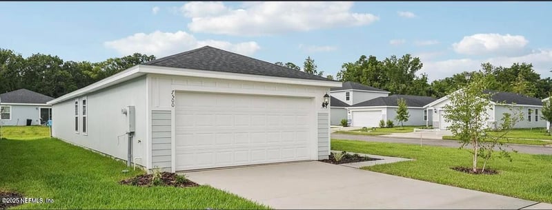 7500 Queensgate Cir, Jacksonville, FL 32219