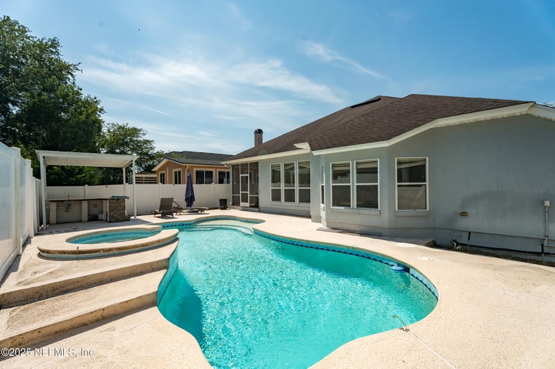 10008 Sifton Ct, Jacksonville, FL 32246