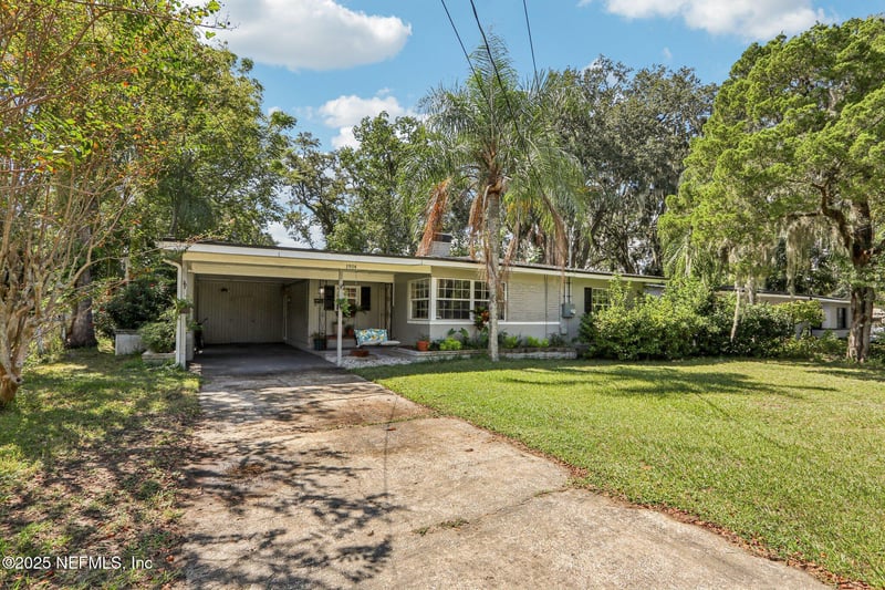 1914 Clemson Rd, Jacksonville, FL 32217
