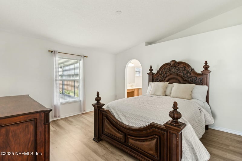 8893 Merseyside Ave, Jacksonville, FL 32219