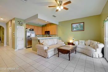 359 Sunstone Ct, Orange Park, FL 32065