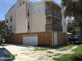 724 1st St, Jacksonville Beach, FL 32250