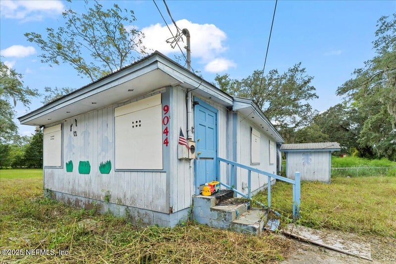 9044 Crystal Springs Rd, Jacksonville, FL 32221