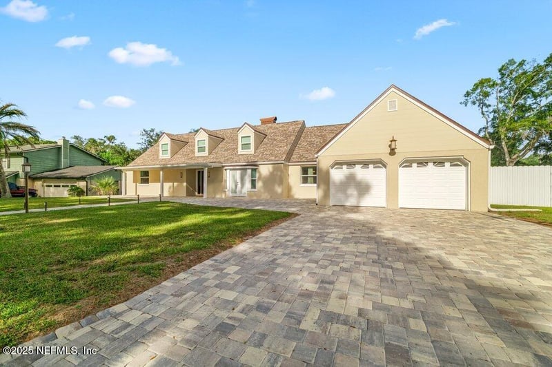 3956 Tara Hall Dr, Jacksonville, FL 32277