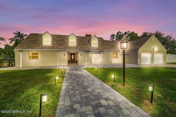 3956 Tara Hall Dr, Jacksonville, FL 32277