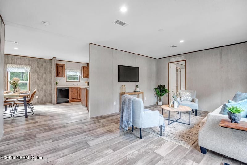 9805 Crotty Ave, Hastings, FL 32145