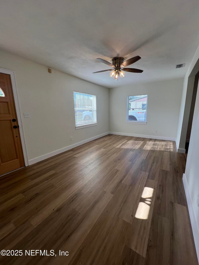 113 Oak Hill Dr, Palatka, FL 32177