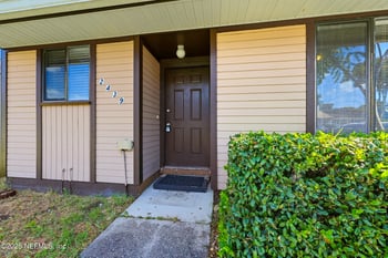 2439 Seabury Pl, Jacksonville, FL 32246