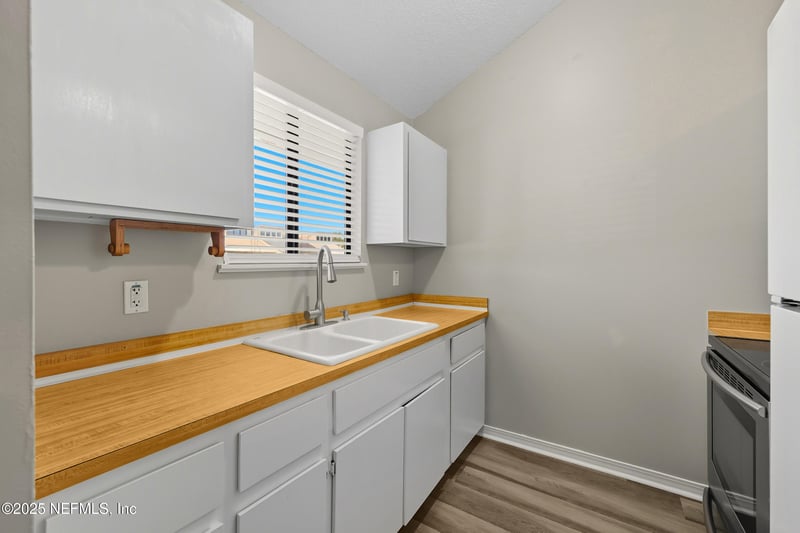 2439 Seabury Pl, Jacksonville, FL 32246