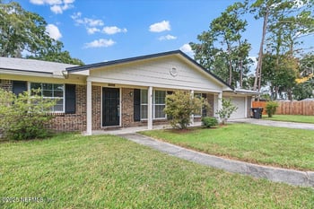 230 Quince Ct, Orange Park, FL 32073