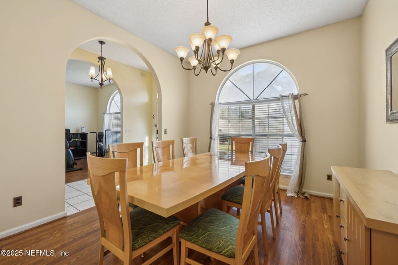 1967 Belhaven Dr, Orange Park, FL 32065