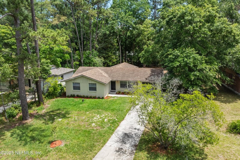 2021 Lake Weir Ave, Jacksonville, FL 32210