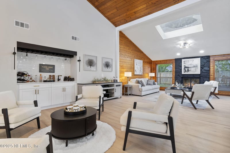 3678 Cathedral Cove Rd, Jacksonville, FL 32217