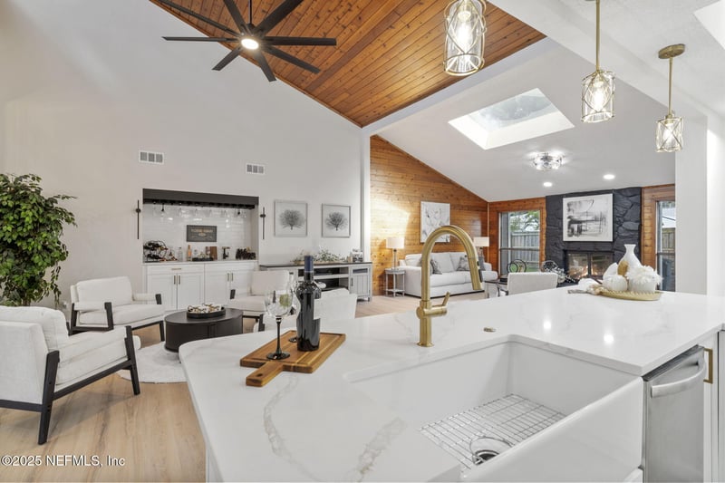 3678 Cathedral Cove Rd, Jacksonville, FL 32217