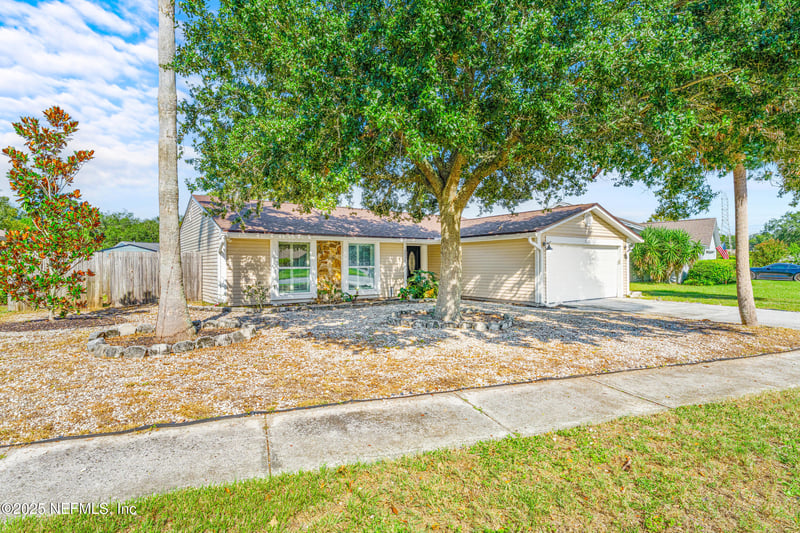 3230 Hampstead Dr, Jacksonville, FL 32225