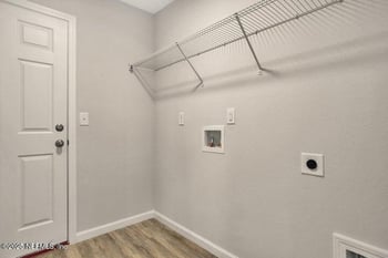 1543 Ryar Rd, Jacksonville, FL 32216