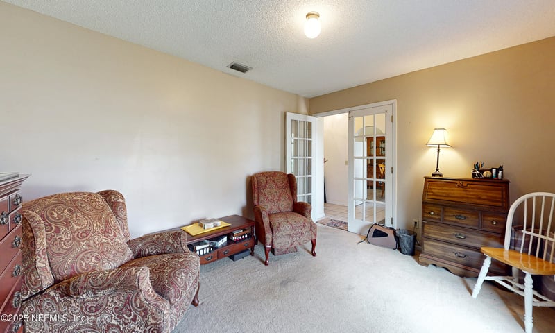 9733 Peabody Dr, Jacksonville, FL 32221