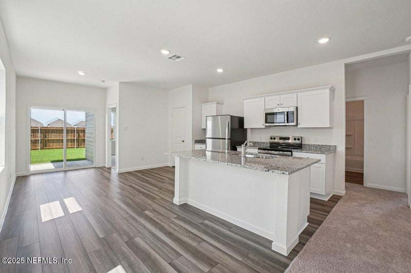 17 Oriole Rd, Palm Coast, FL 32164