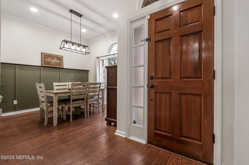 1440 Running Brook Ct, Jacksonville, FL 32225