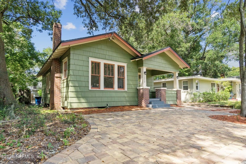 3849 Valencia Rd, Jacksonville, FL 32205