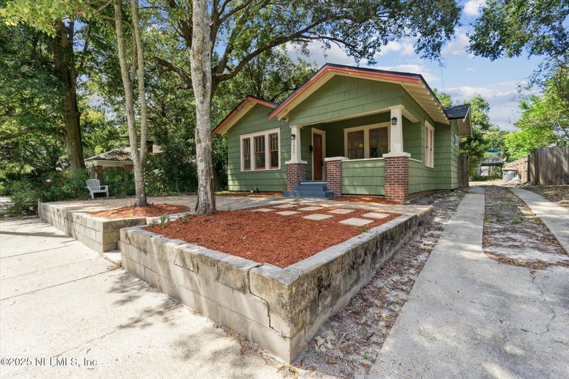 3849 Valencia Rd, Jacksonville, FL 32205