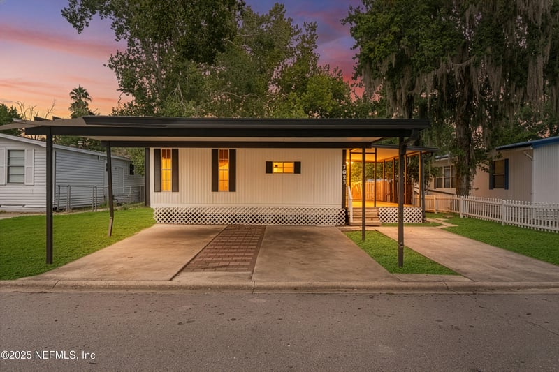 7623 Sunwood Dr, Jacksonville, FL 32256