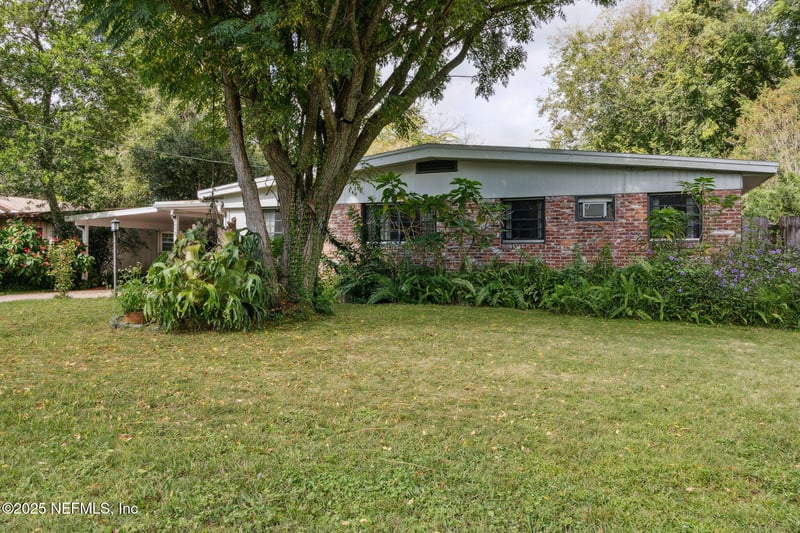 2504 Ironwood Dr, Jacksonville, FL 32216