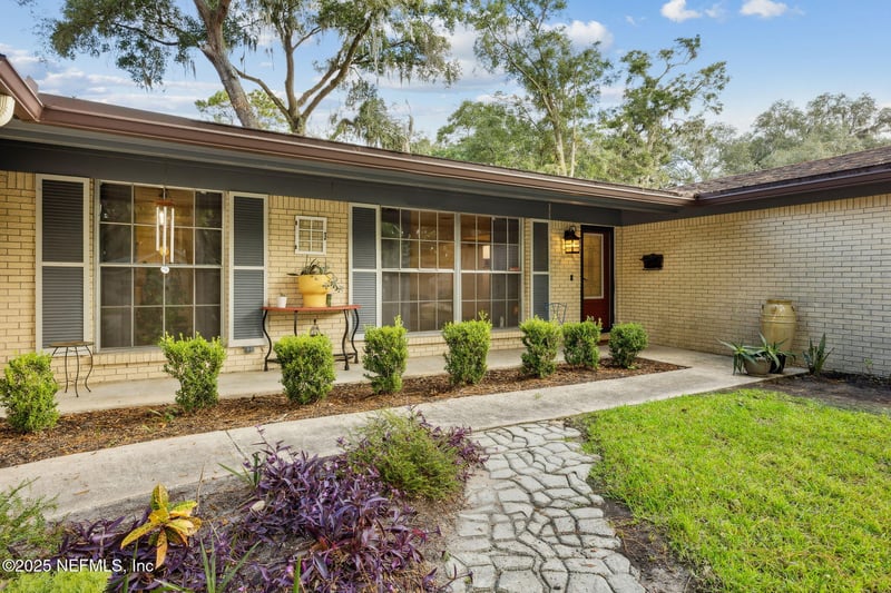 6305 Wuthering Heights Rd, Jacksonville, FL 32211