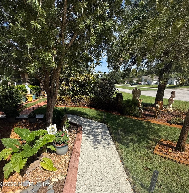 3 Sea Board Ct, Palm Coast, FL 32164