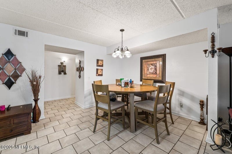 3401 Townsend Blvd #303, Jacksonville, FL 32277