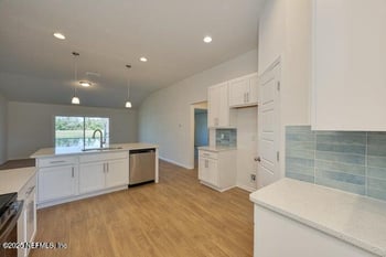 177 Northside Dr, Jacksonville, FL 32218