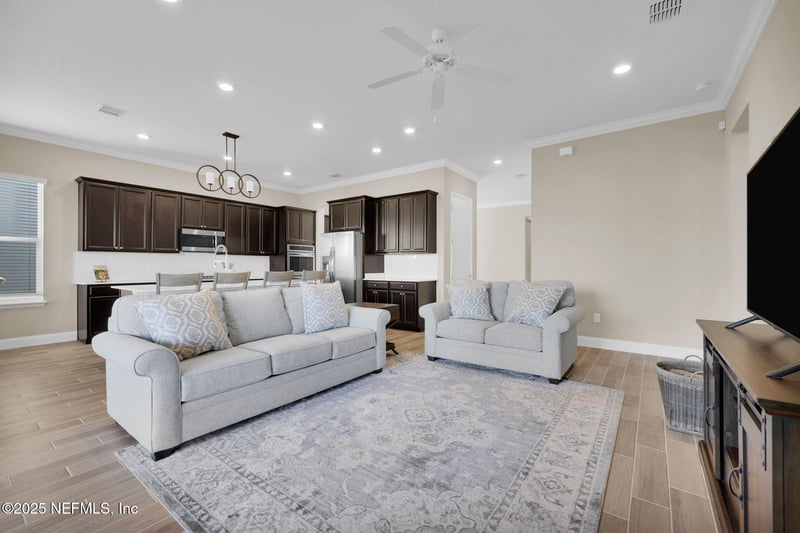 71 Armorer Ct, Jacksonville, FL 32081