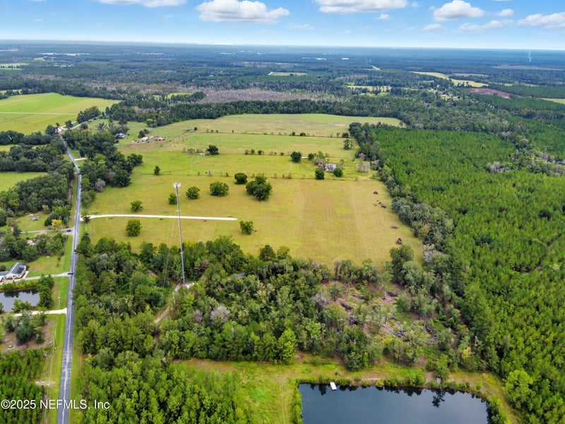 11242 Hogan Rd, Live Oak, FL 32060