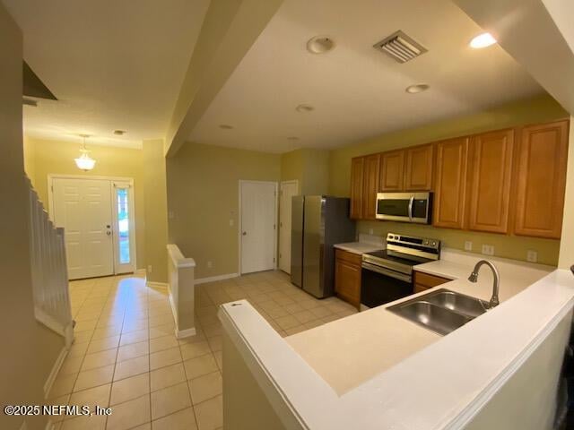 3173 Hollow Tree Ct, Jacksonville, FL 32216