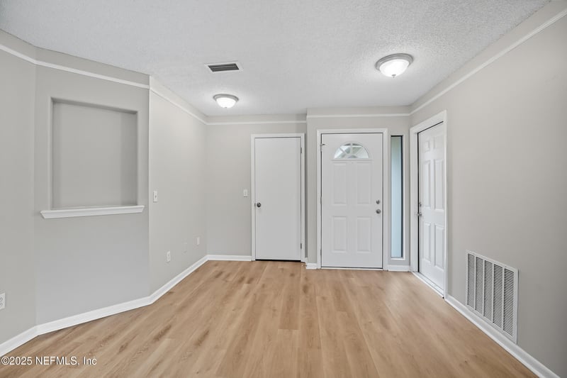 8133 Morristown Trl, Jacksonville, FL 32244