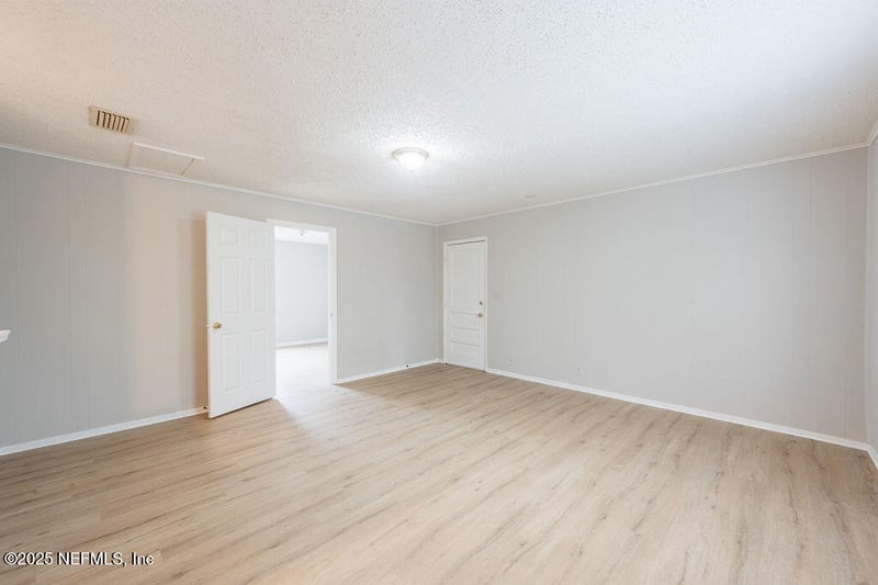 3058 2nd St Cir, Jacksonville, FL 32254