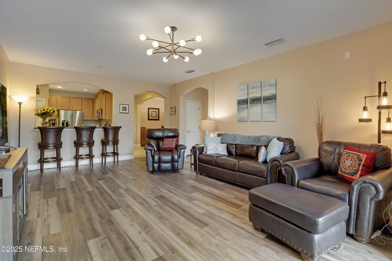 4480 Deerwood Lake Pw #126, Jacksonville, FL 32216