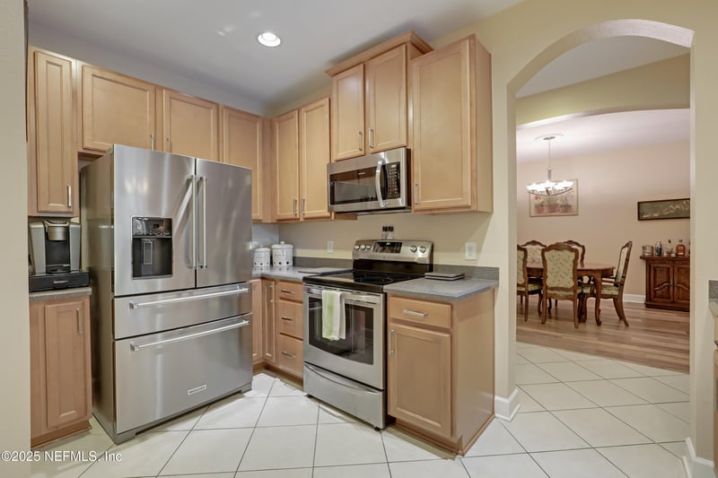 4480 Deerwood Lake Pw #126, Jacksonville, FL 32216