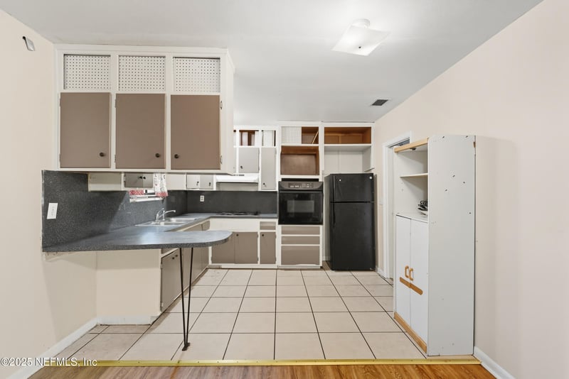 3412 Ribault Scenic Dr, Jacksonville, FL 32208